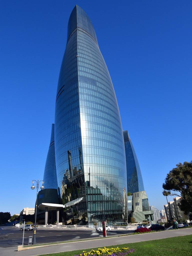 DSCN1643.JPG - Das moderne Baku.