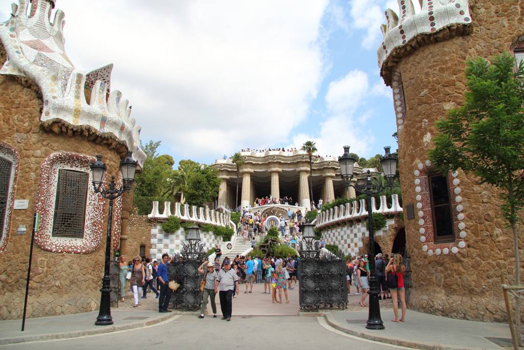 IMG_4144.JPG - Das ist der Eingang zum Park Güell.