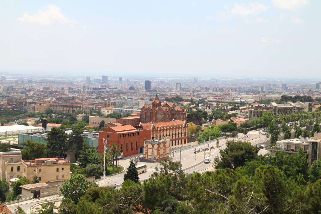 IMG_4194.JPG - Dort haben wir einen schönen Blick über die Stadt.