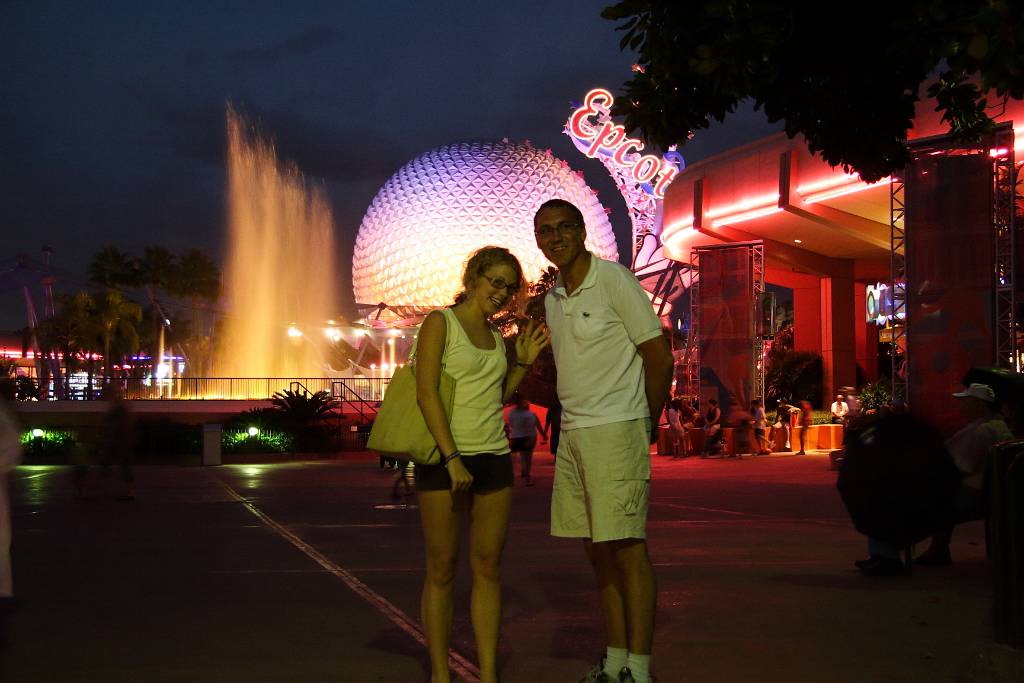 IMG_1228.JPG - Baba Disney World! Bis nächstes Jahr! Davon weiß der Gerhard zwar noch nix, aber ich werds ihm schon sagen…