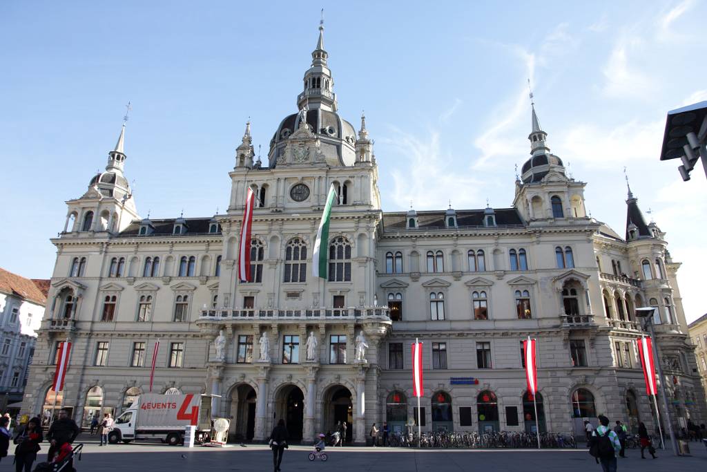 IMG_1000.JPG - Rathaus am Hauptplatz.