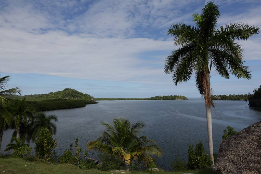 IMG_5556.JPG - Schöner Ausblick auf die Bahia de Taco.