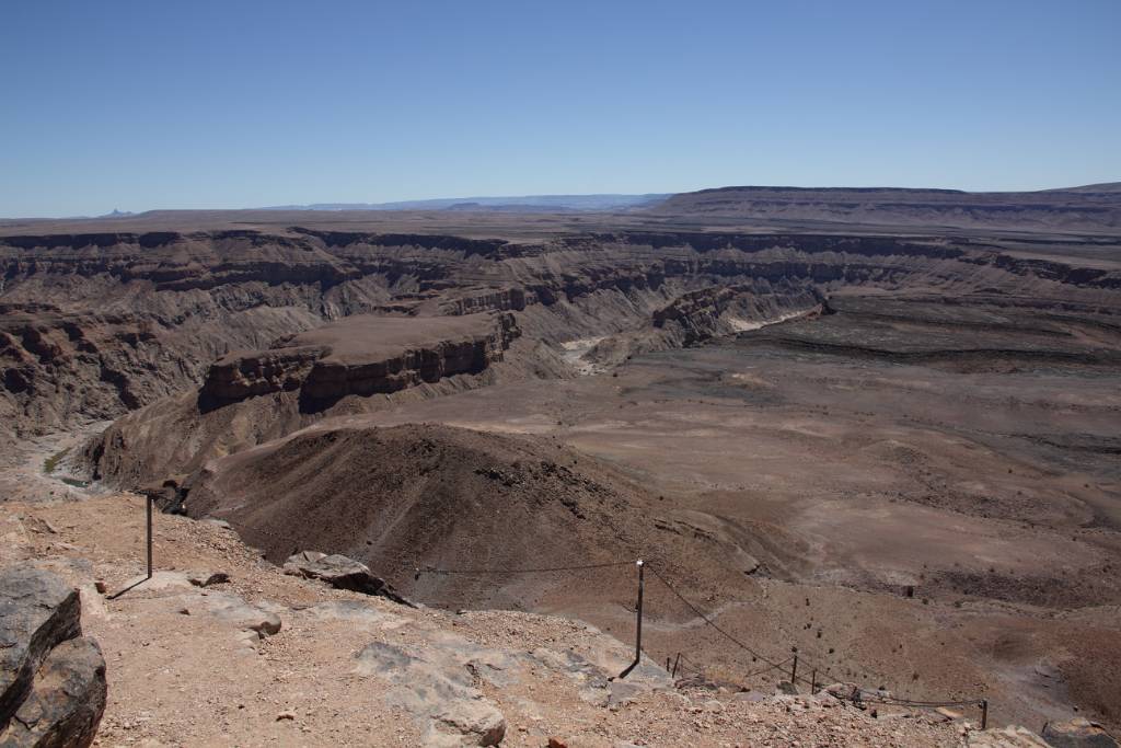 IMG_9503.JPG - Wir fahren weiter zum Fish River Canyon.