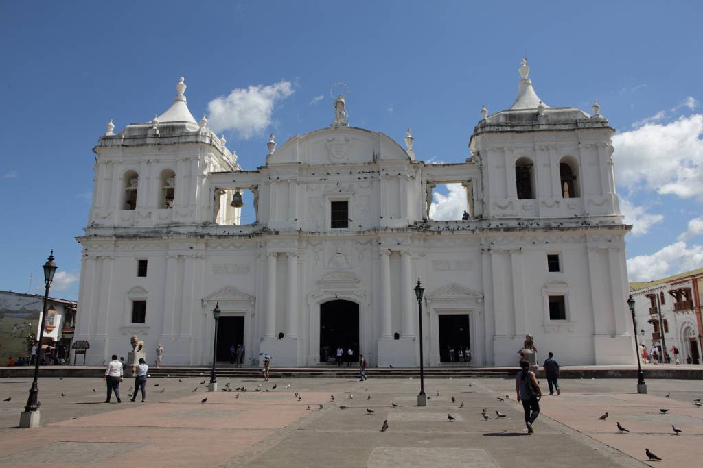 IMG_1099.JPG - Die Kathedrale von Leon ist ein bedeutender Kirchenbau in Mittelamerika.