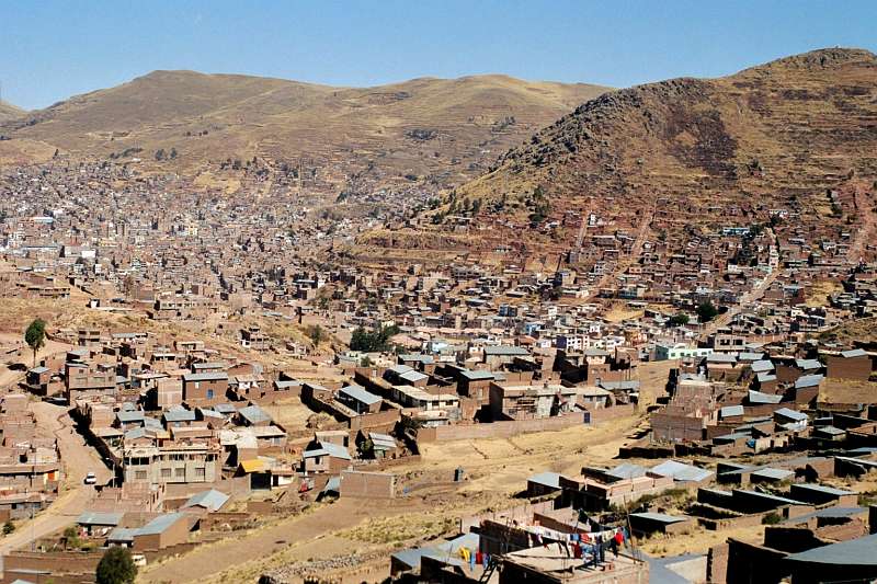 270_08_02A.jpg - Panorama Puno