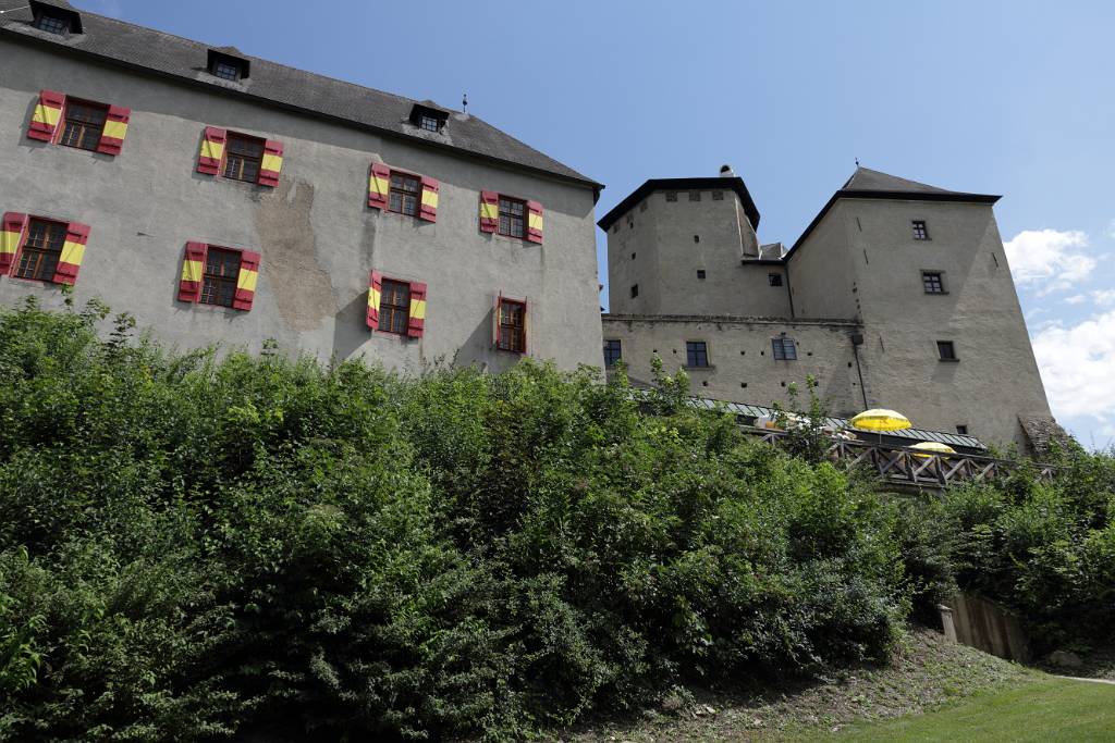 IMG_5937.JPG - 1636 wurde die Burg um den Anbau der "Unteren Burg" erweitert.