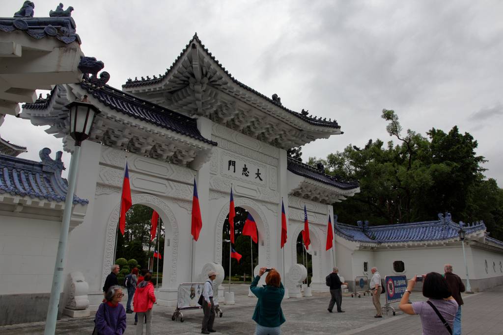 IMG_7909.JPG - Wir besuchen die Nationale Chiang-Kai-shek-Gedächtnishalle.
