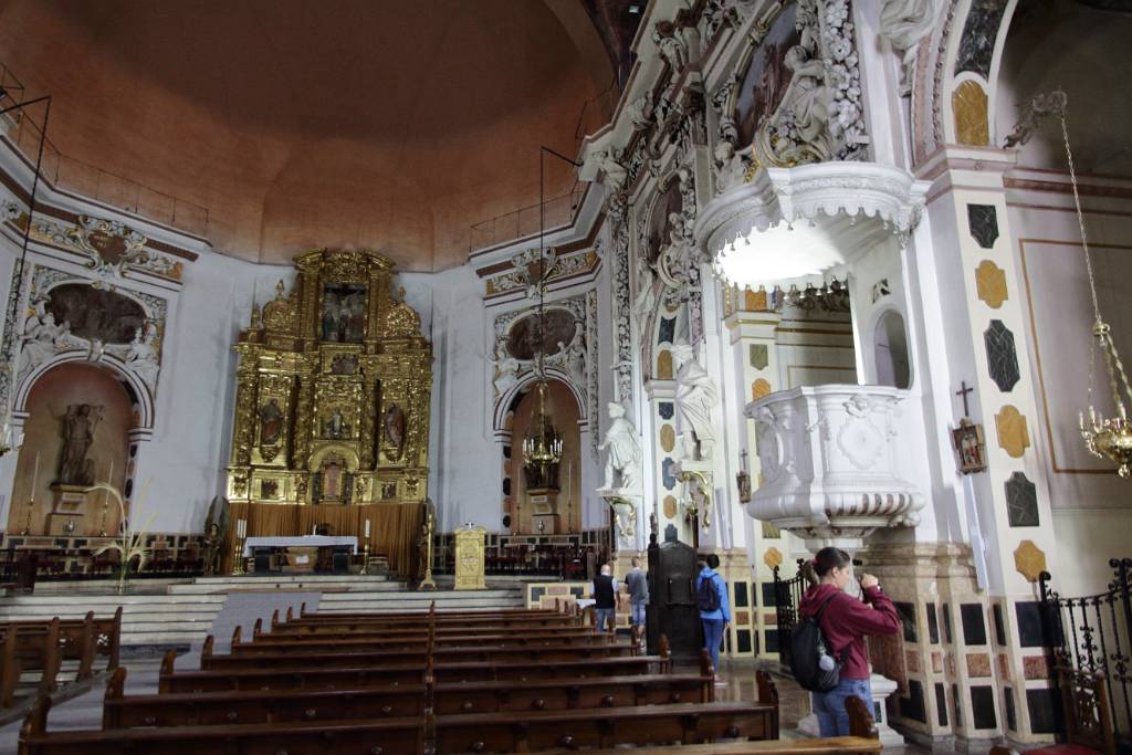 IMG_4027.JPG - 17.05.2019: Den heutigen Tag verbringen wir auch in der Altstadt von Valencia. Zu Beginn besuchen wir die gestern geschlossene Real Iglesia de los Santos Juanes.